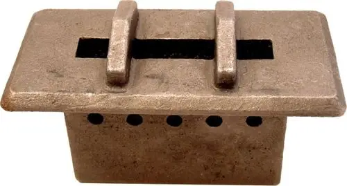 Sekundärluftführungskanal aus Metall, rechteckige Form mit Schlitz und Griff, für Einsatz in Heizsystemen, möglicherweise von Wolf.